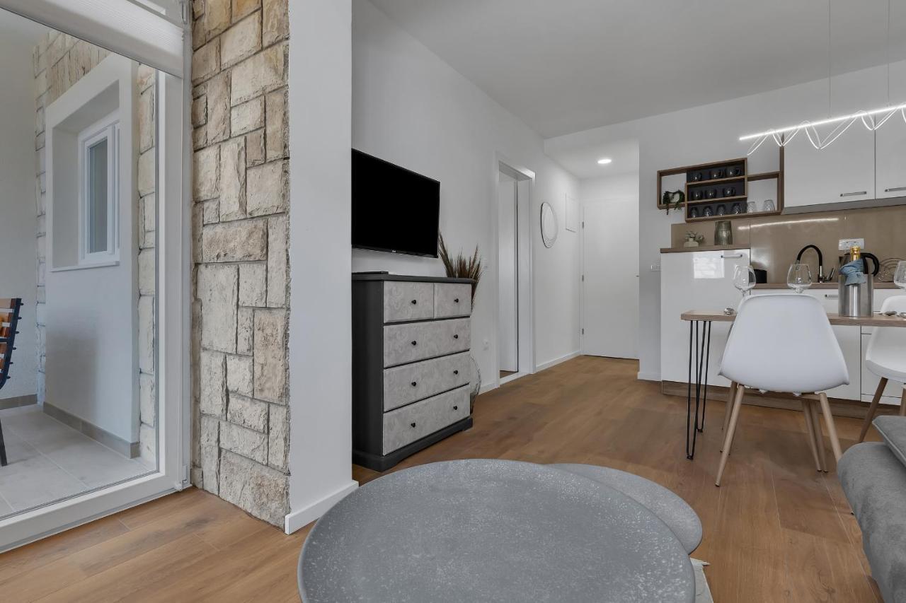 Rafael Apartment Makarska Exterior photo