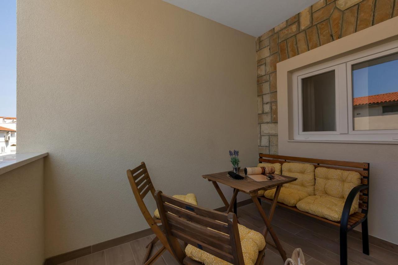 Rafael Apartment Makarska Exterior photo